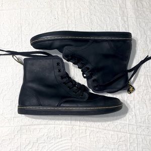 SHERIDAN WOMEN'S MATTE CASUAL BOOTS